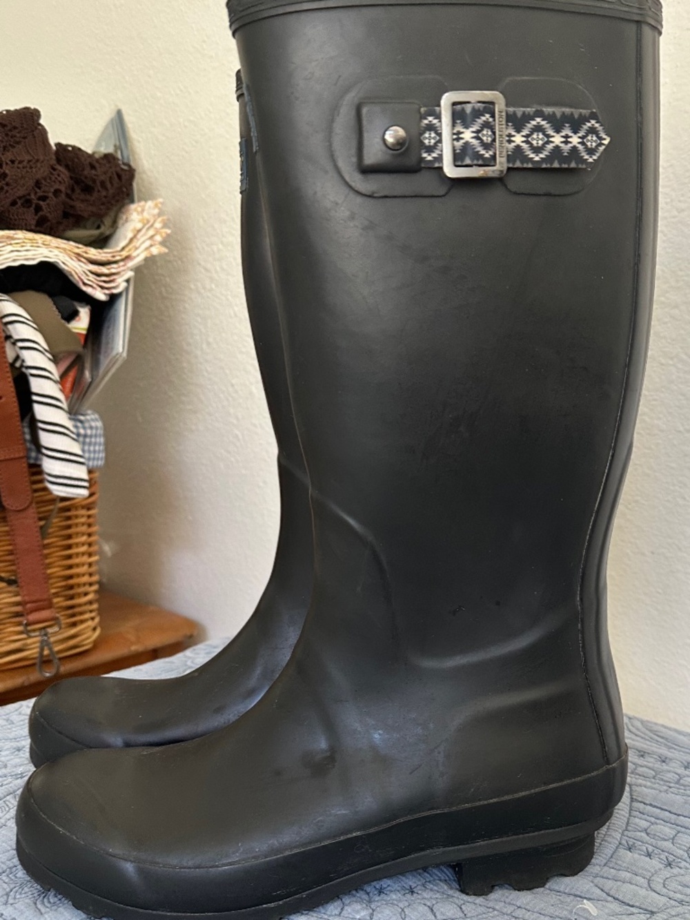 Pendelton Classic Tall Rubber Rain Boots. Size 10